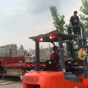 吴忠 黄金麻冰裂纹，地铺石装车