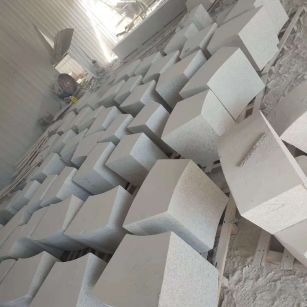 吴忠 白麻花岗岩异形坐凳