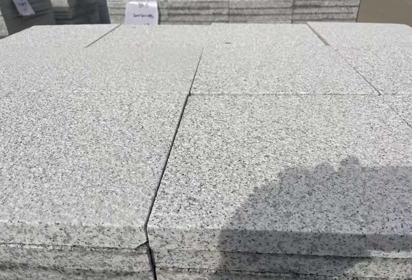 吴忠 白麻花岗岩石材推荐 荔枝面地铺石