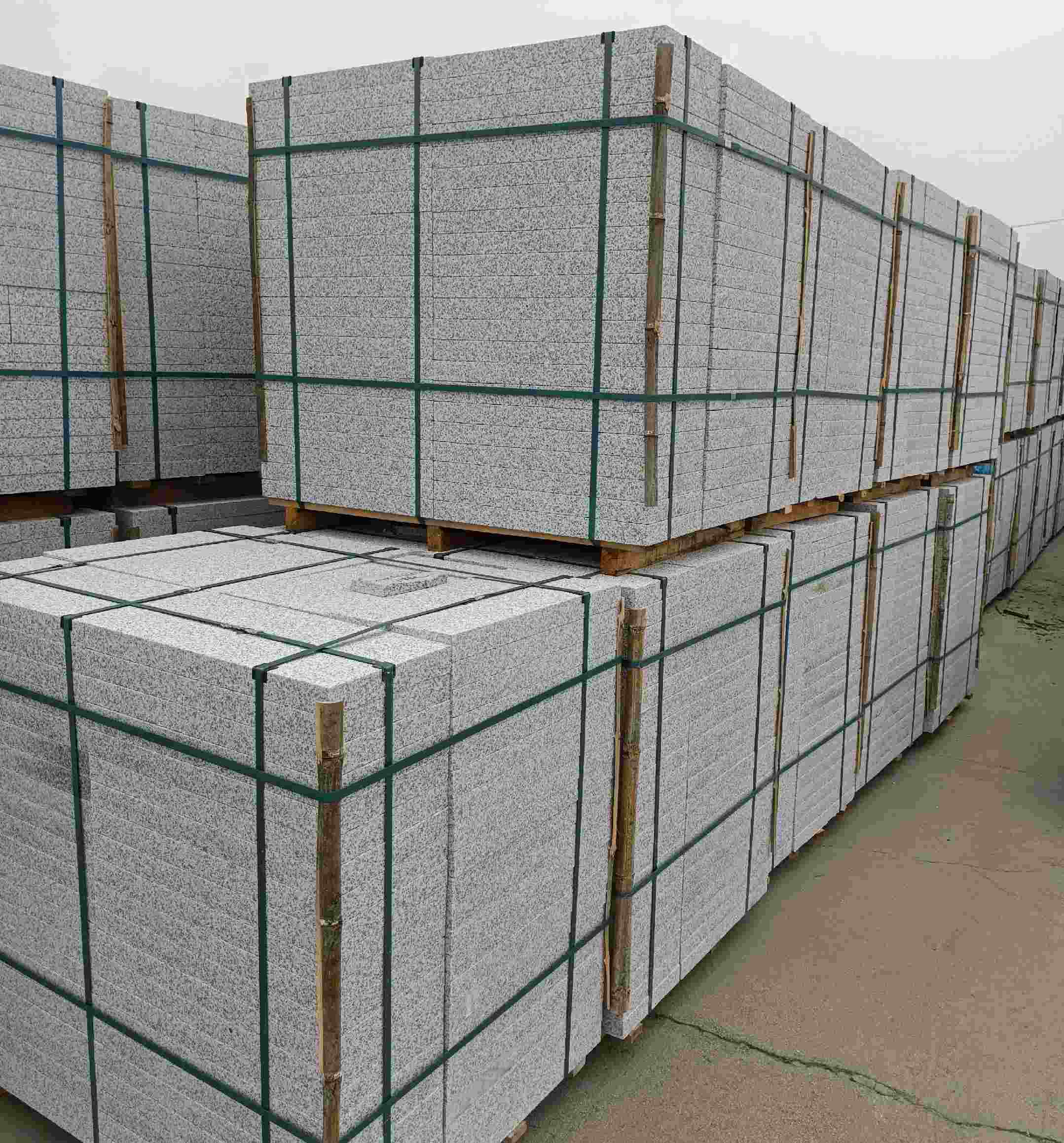 吴忠 白麻花岗岩石材荔枝面地铺石（300*600*50）