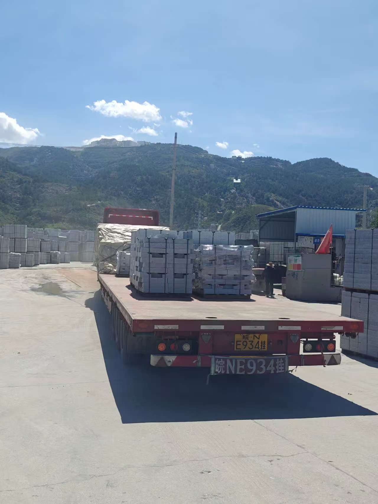 吴忠 芝麻白仿形路沿石，直形路沿石