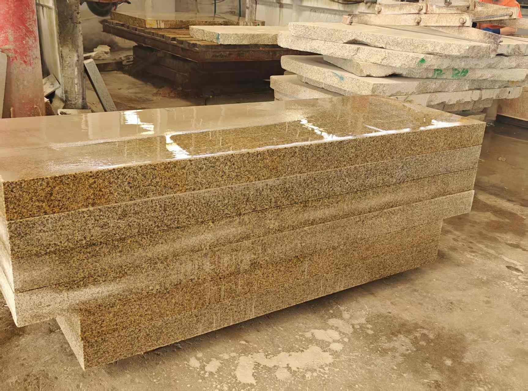 吴忠 黄金麻栏杆料半成品加工中