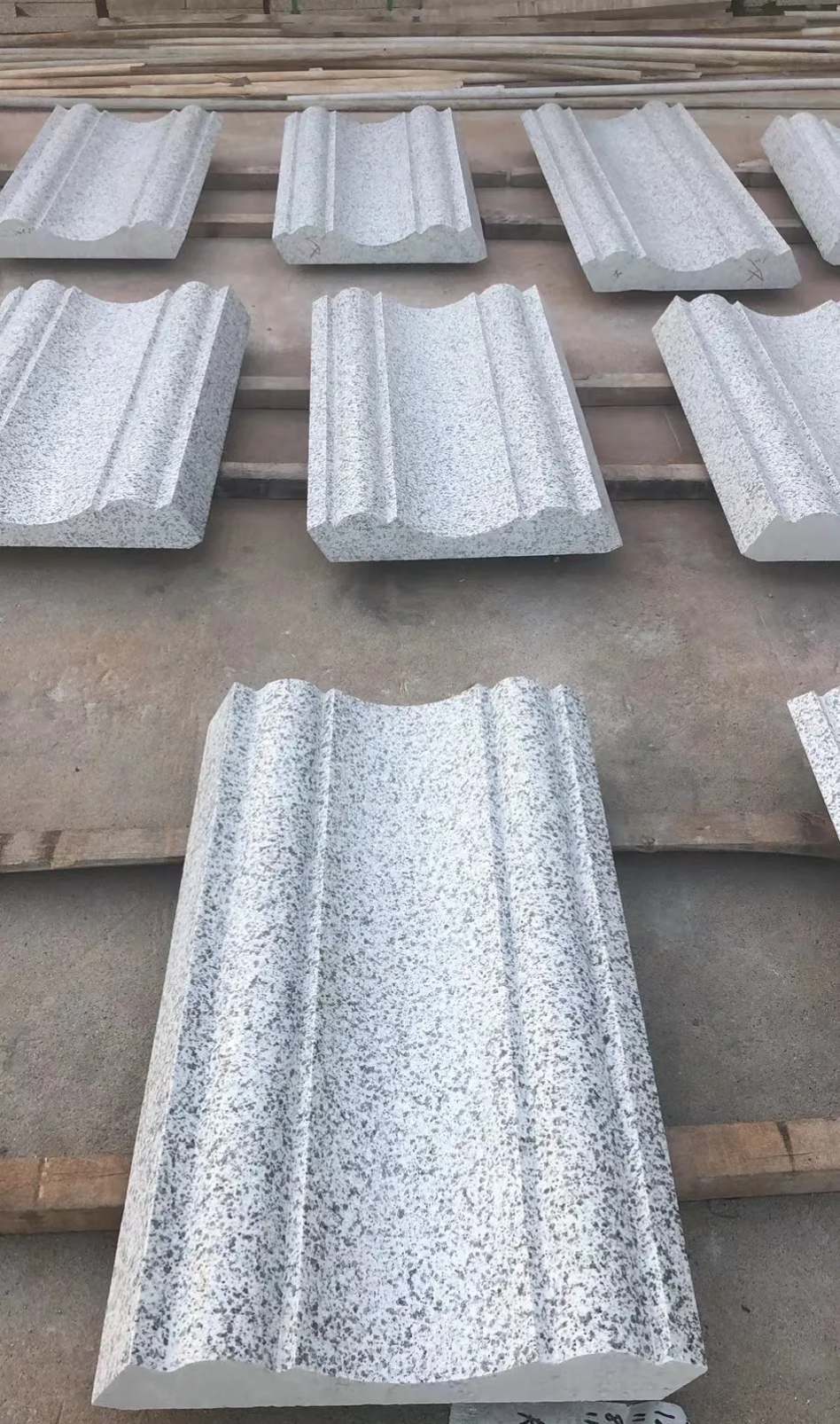 吴忠 白麻花岗岩光面别墅线条