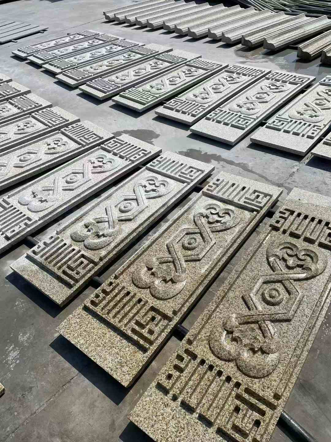 吴忠 黄金麻花岗岩外墙雕刻板